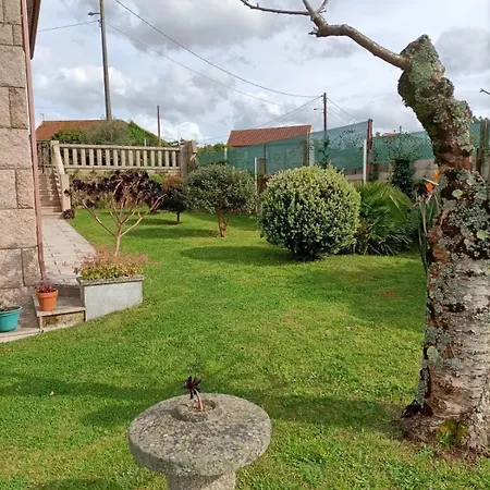 Casa En Rias Baixas, O Rueiro Feriehus Leiro